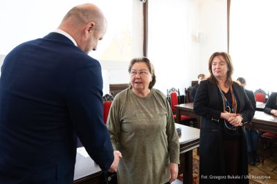 zdjęcie z rozdania promes na realizację programów społecznych, fot. Grzegorz Bukała, Urząd Miasta Rzeszowa